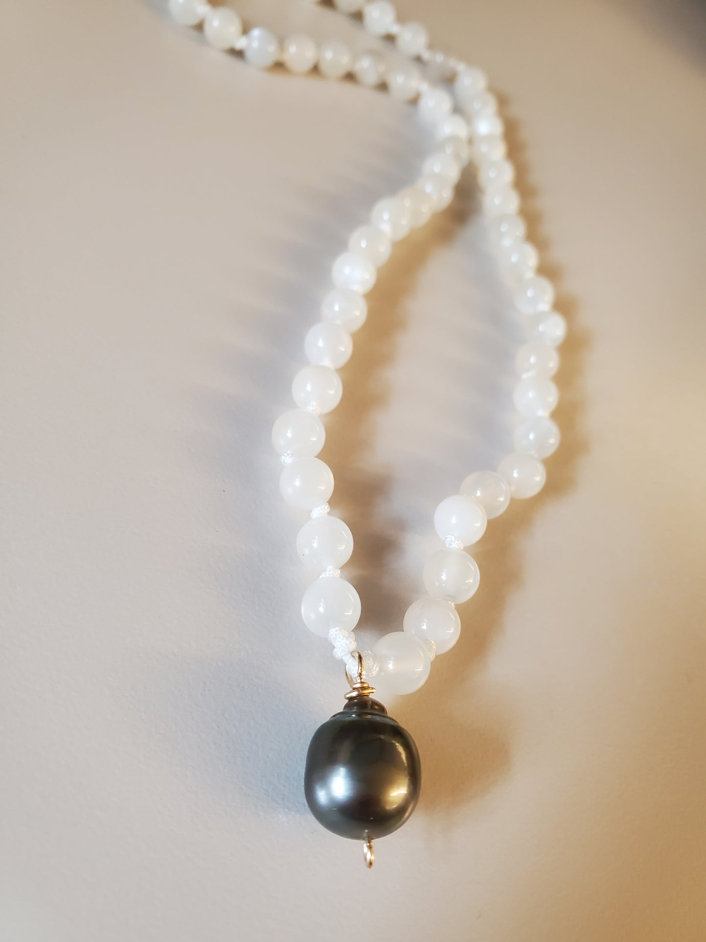 Gemstone Necklace Moonstone & Tahitian