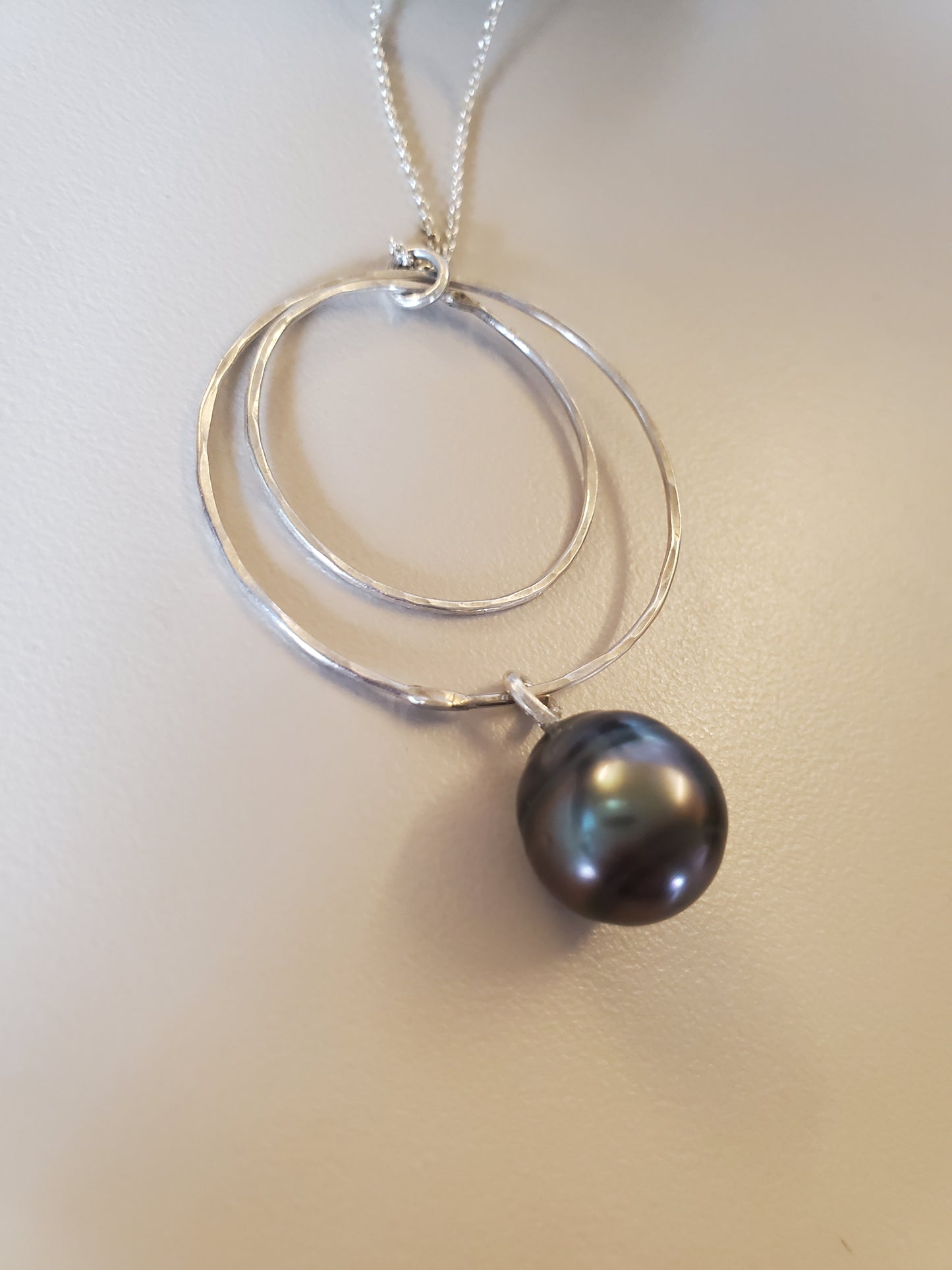 Tear Drop Tahitian Hoop Pendant