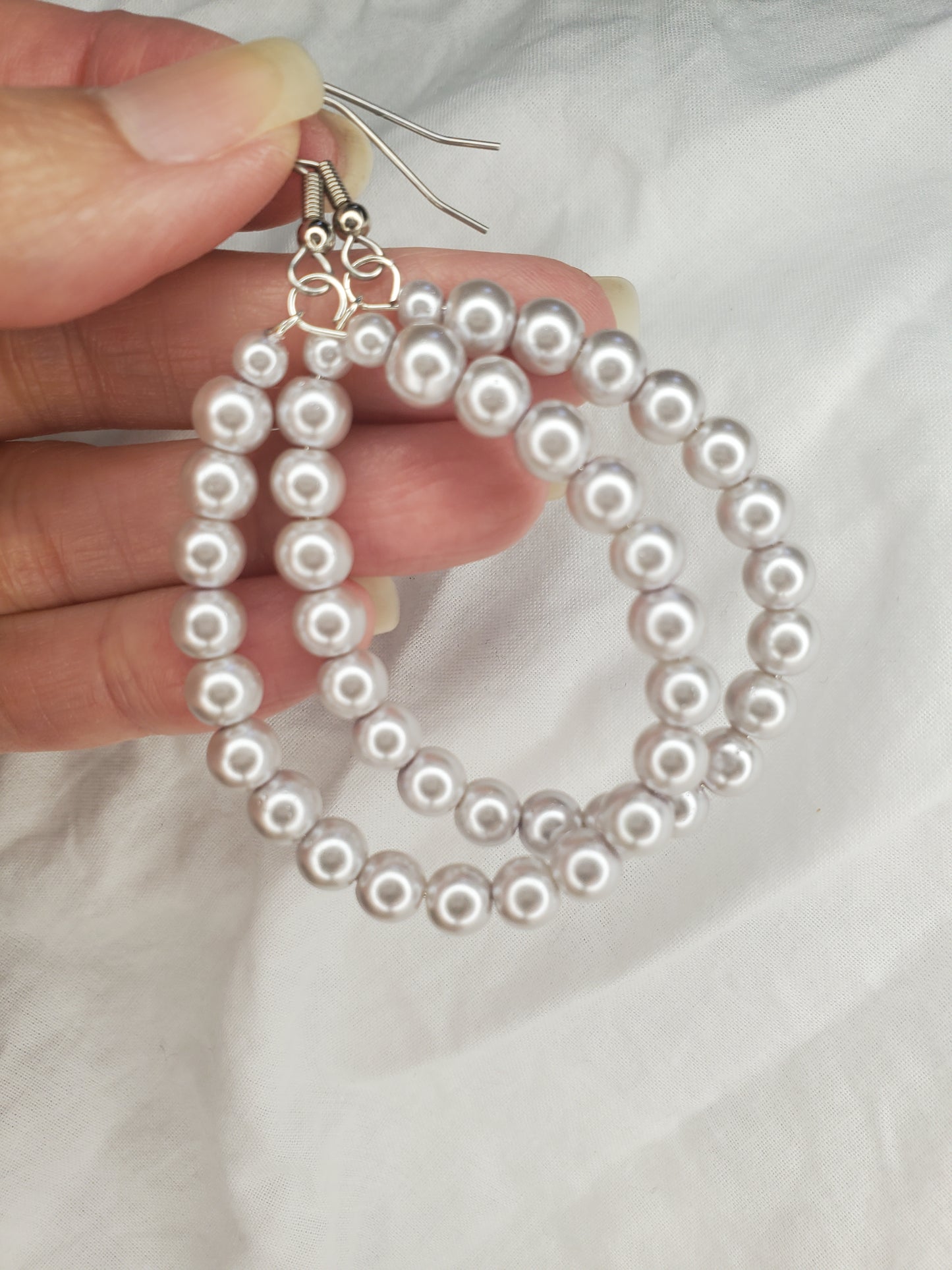 Shell Pearl Hoops-White