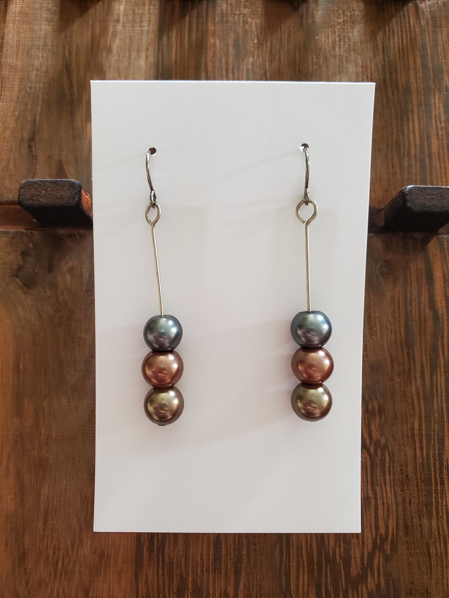 Shell Pearl Earrings