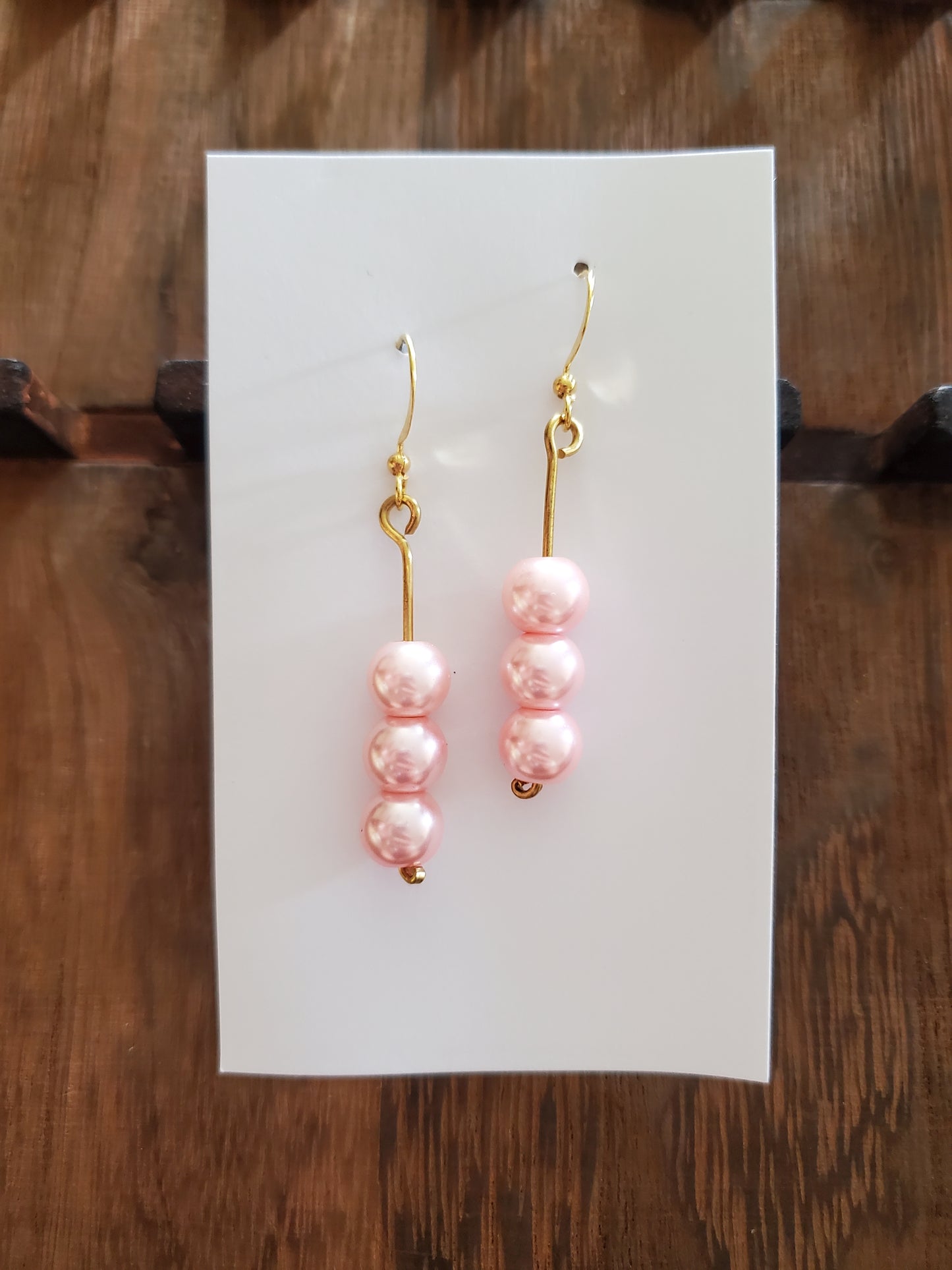 Shell Pearl Earrings