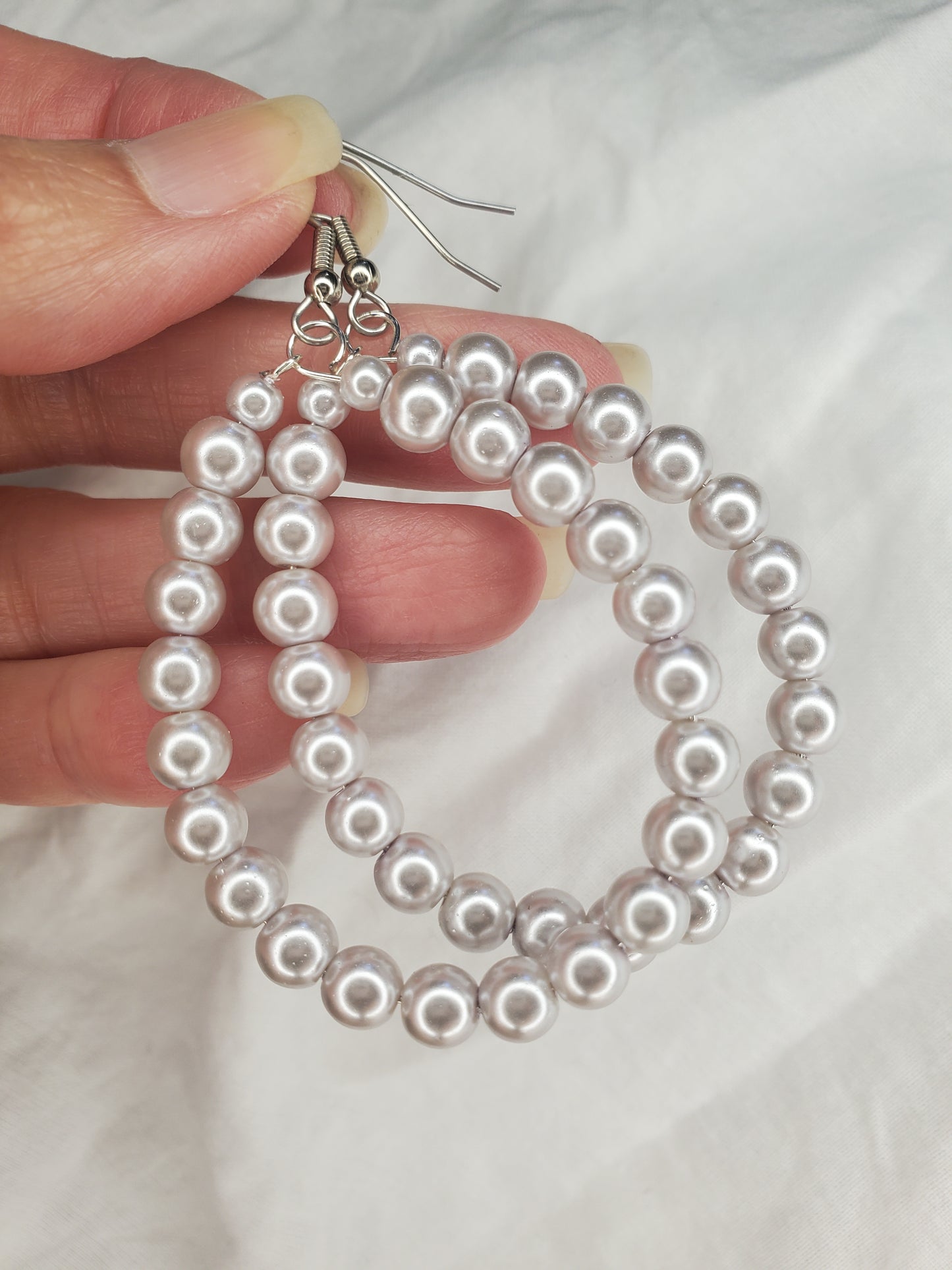 Shell Pearl Hoops-White