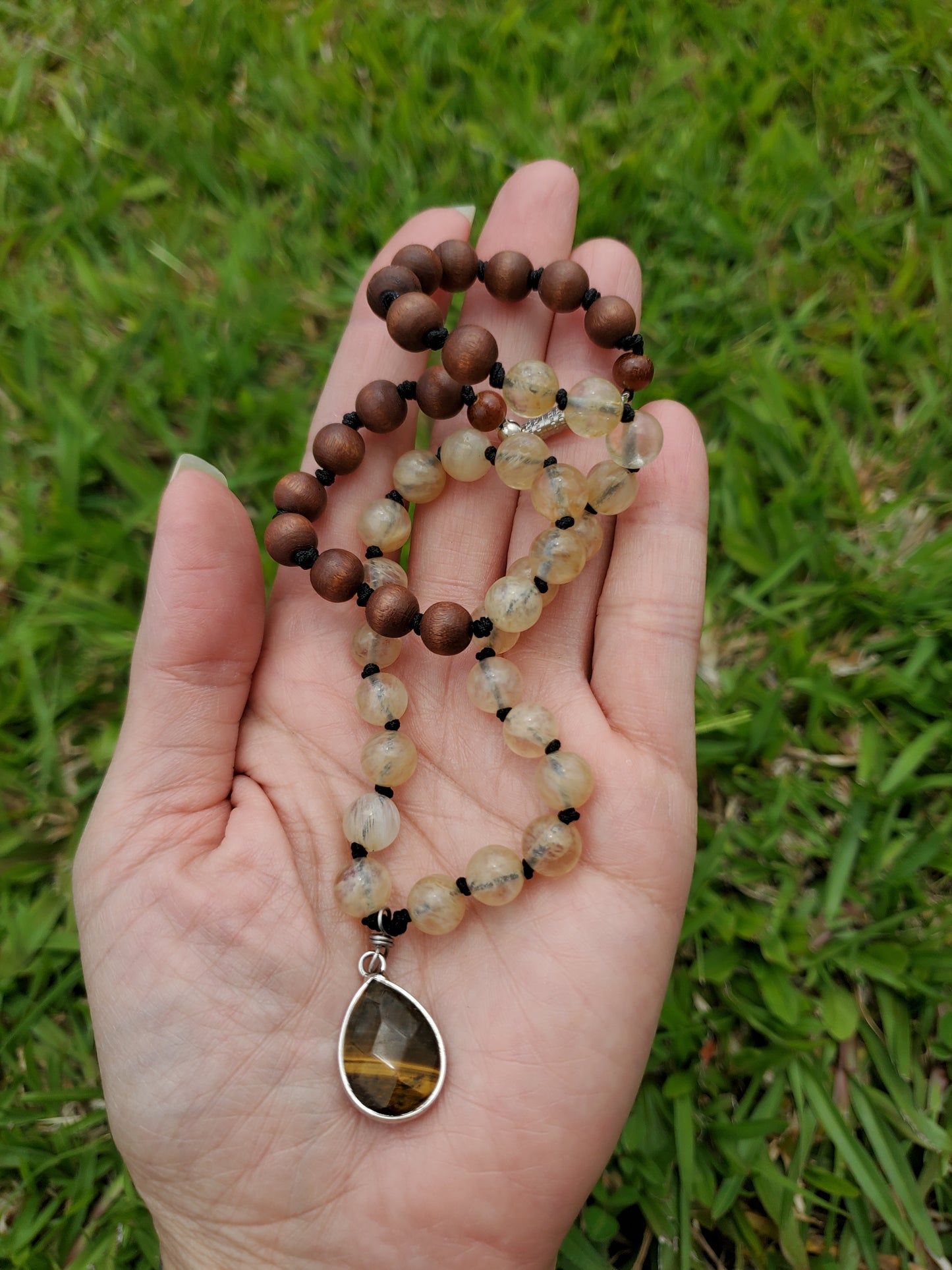 Knotted Gemstone Necklace Honey Quartz/Tiger Eye