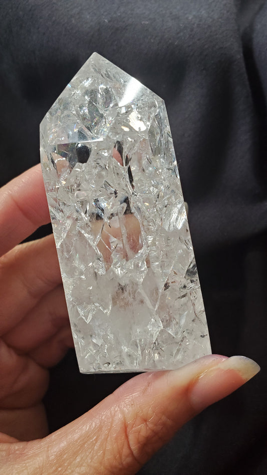 Crackled Quartz Tower