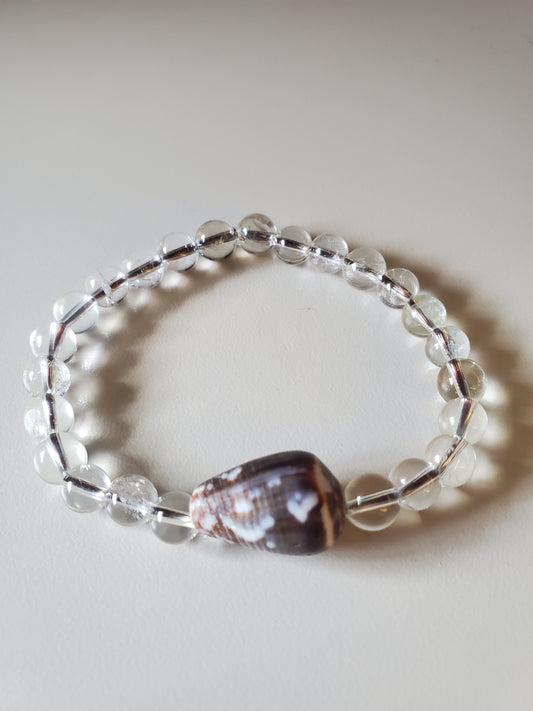 Clear Quartz/Shell Stretch Gemstone Bracelet