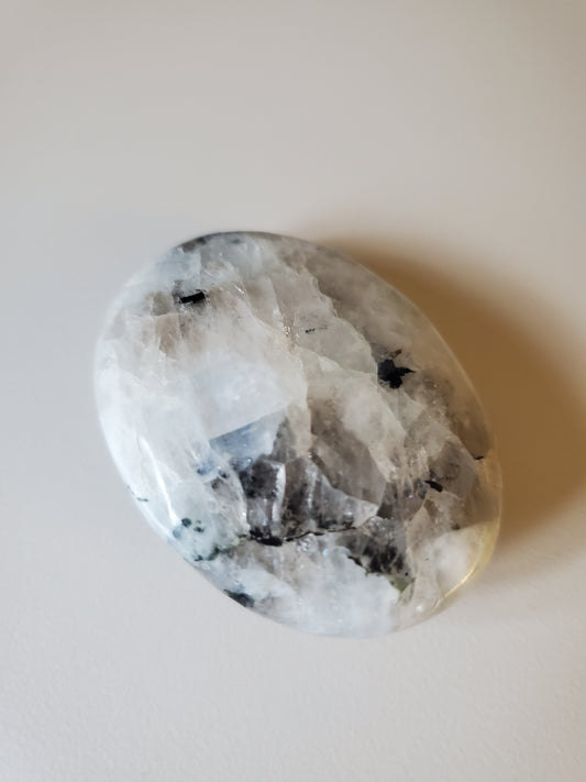 Moonstone Palm Stone