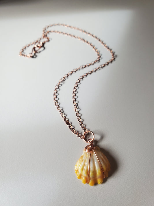 Hawaiian Sunrise Shell Pendant-Copper
