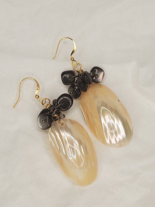 Shell Dangle
