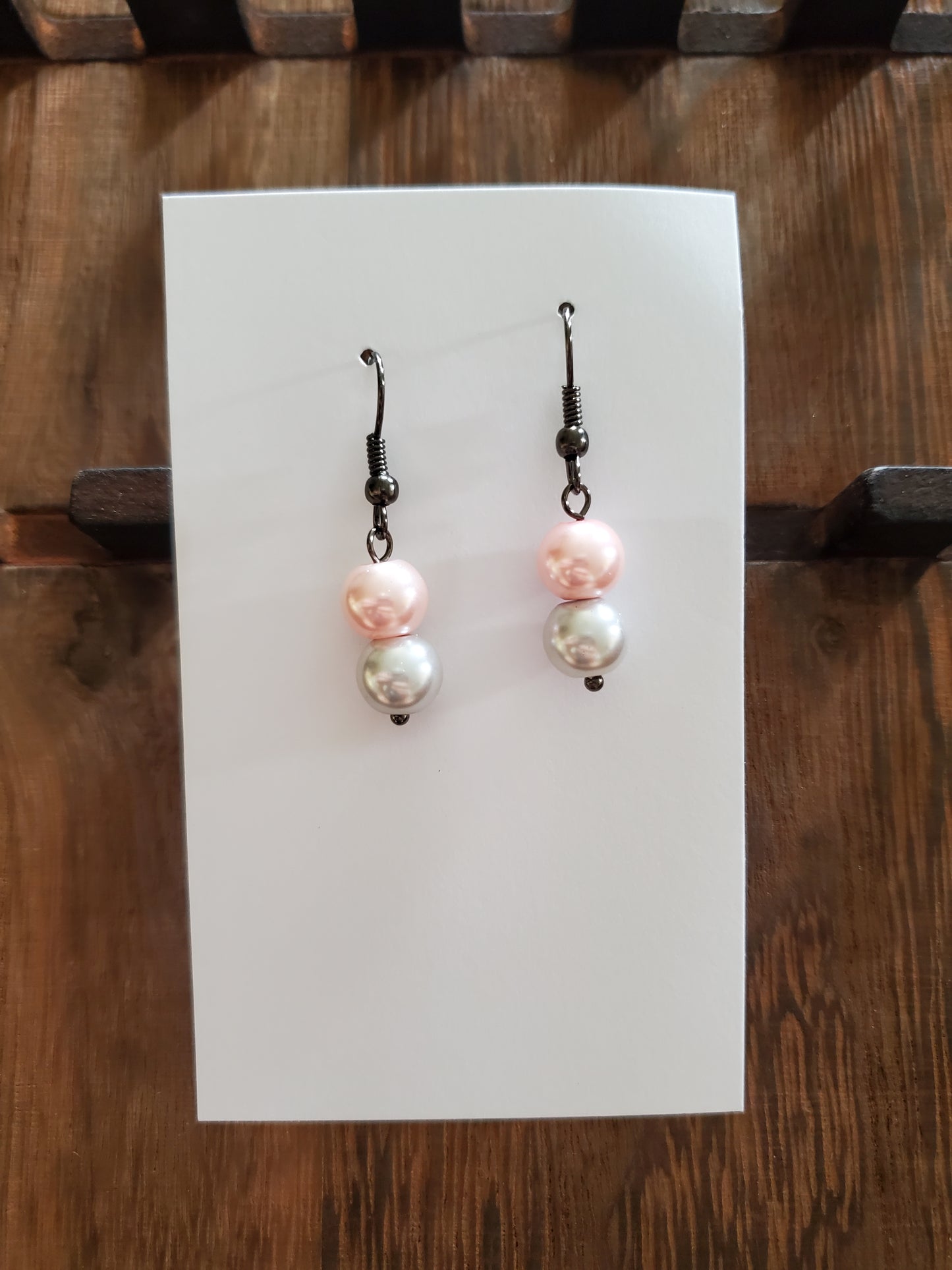 Shell Pearl Earrings