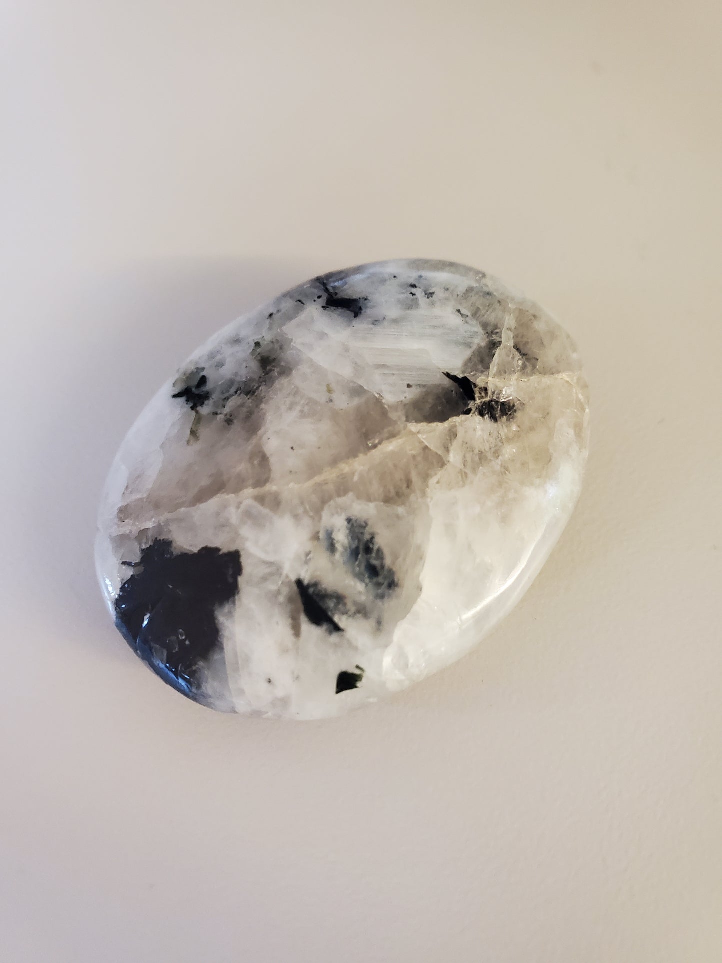 Moonstone Palm Stone