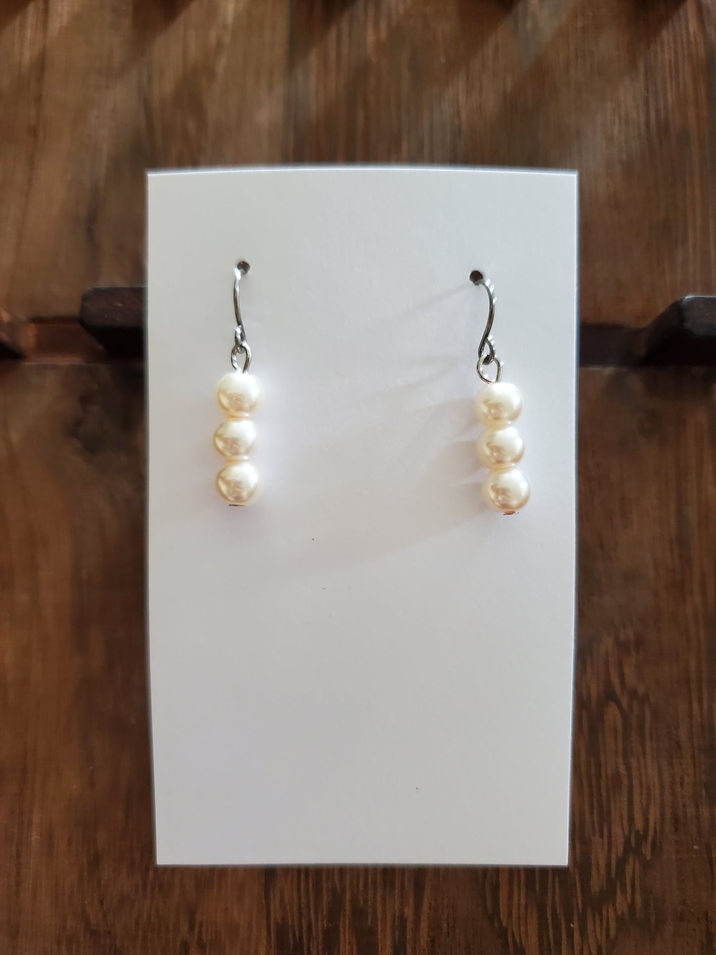 Shell Pearl Earrings