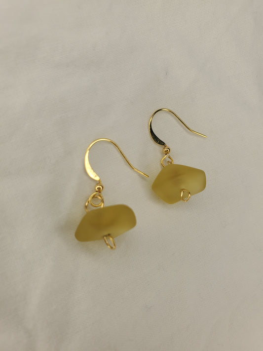 Sea Glass Dangle Mustard