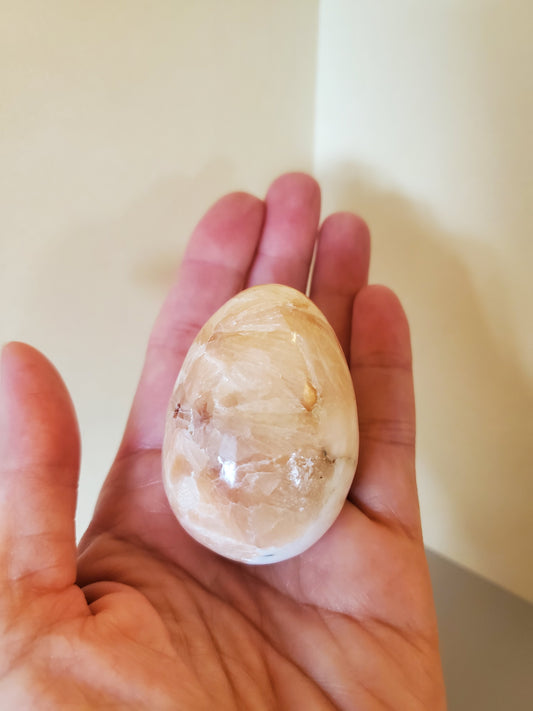 Stilbite Egg