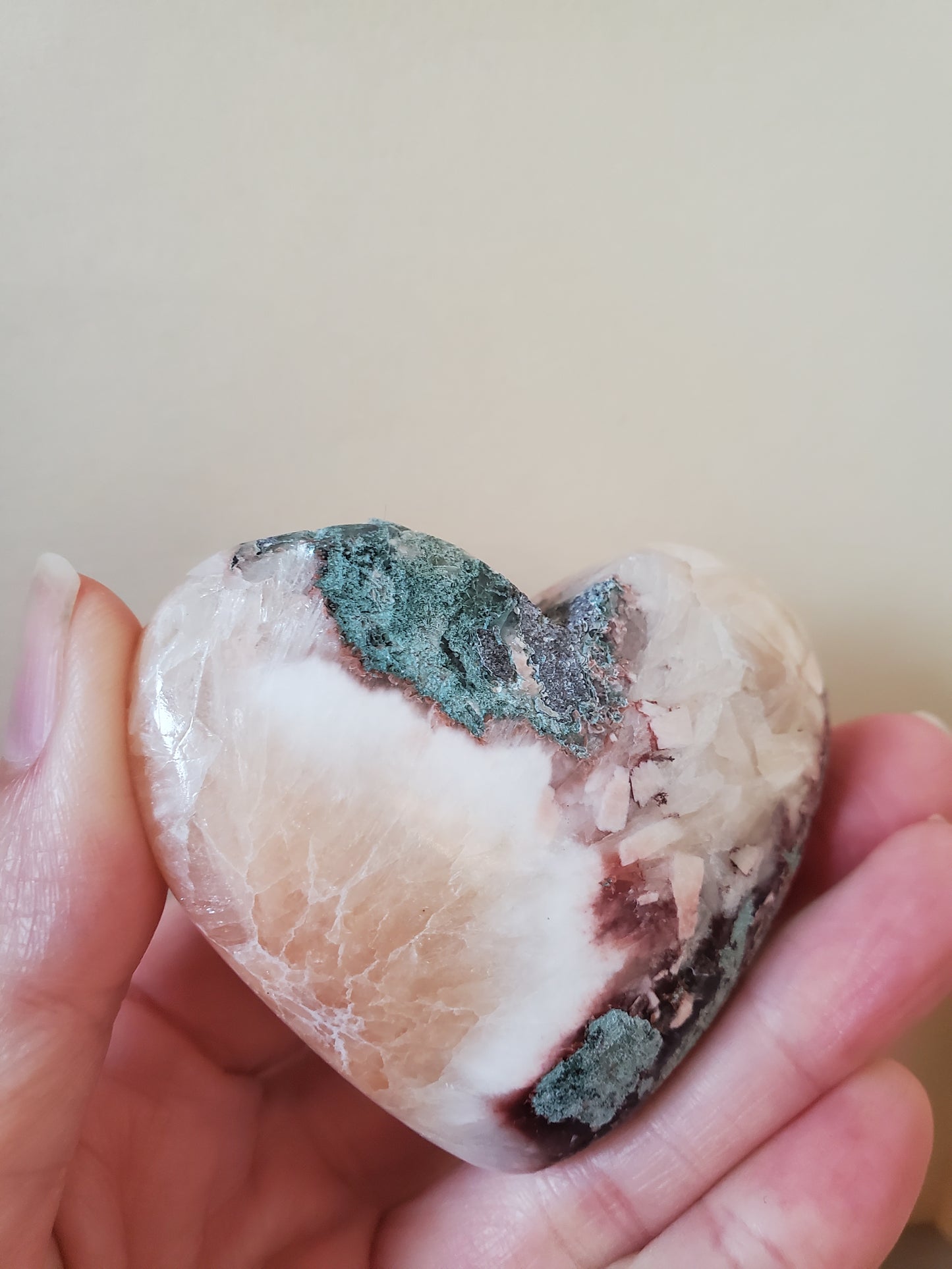 Stilbite Heart Palm Stone