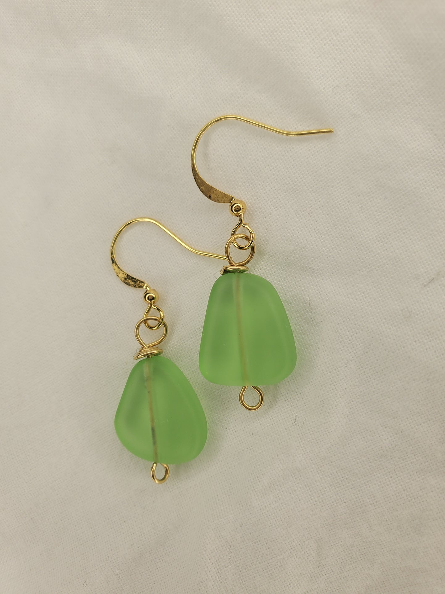 Sea Glass Dangle Light Green