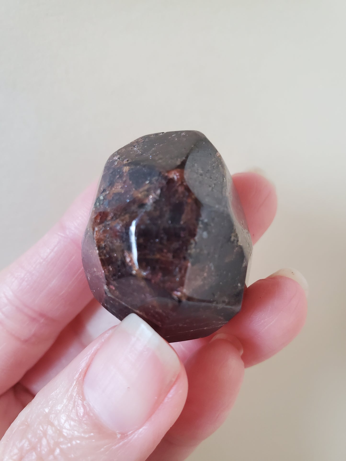 Garnet Octagon Palm Small