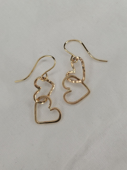 Minimalistic Gold Filled Entangled Hearts