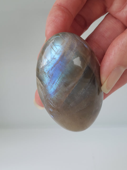 New Moonstone Palm Stone