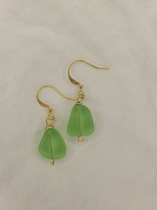Sea Glass Dangle Light Green
