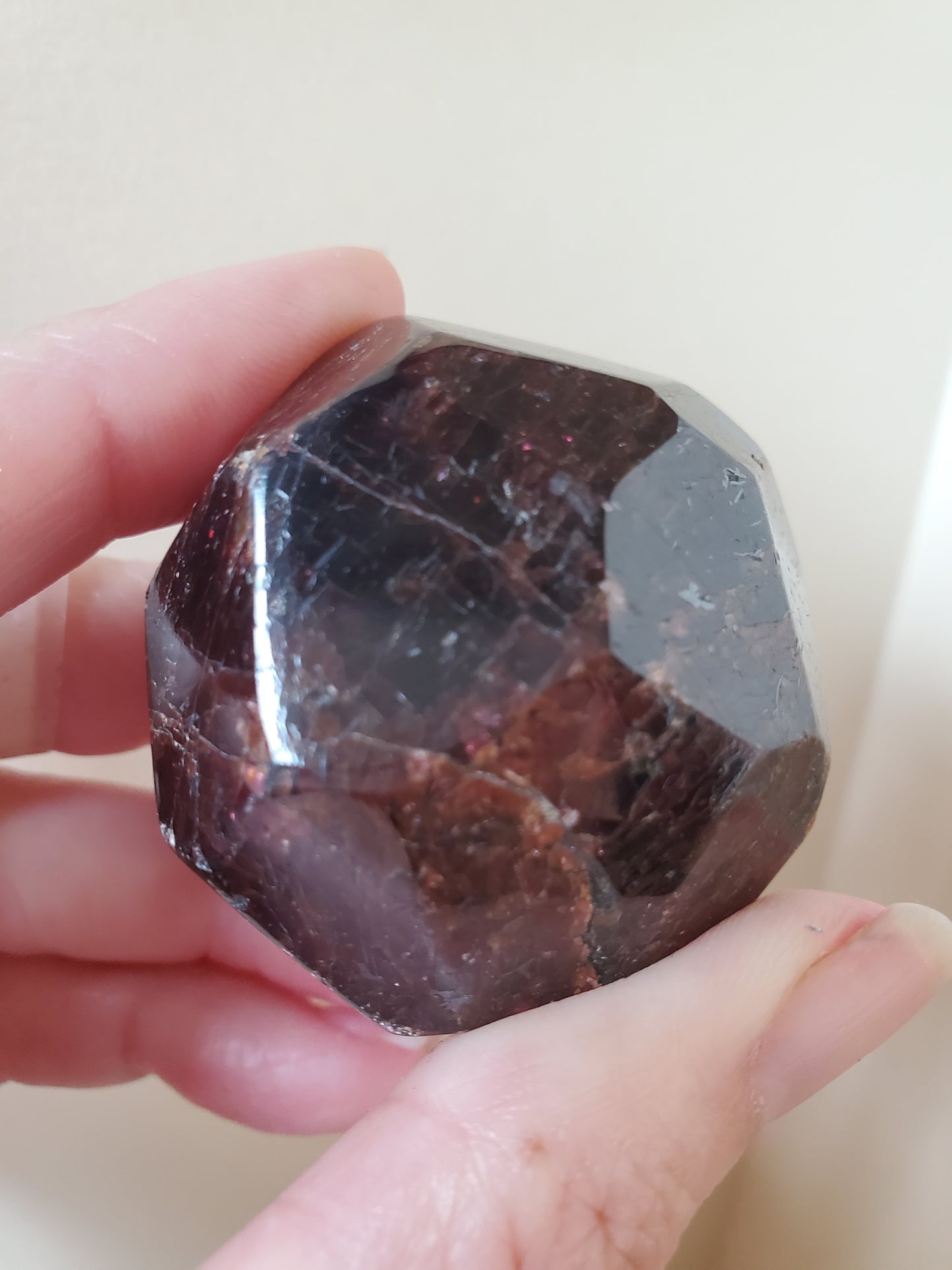 Garnet Octagon Palm Large