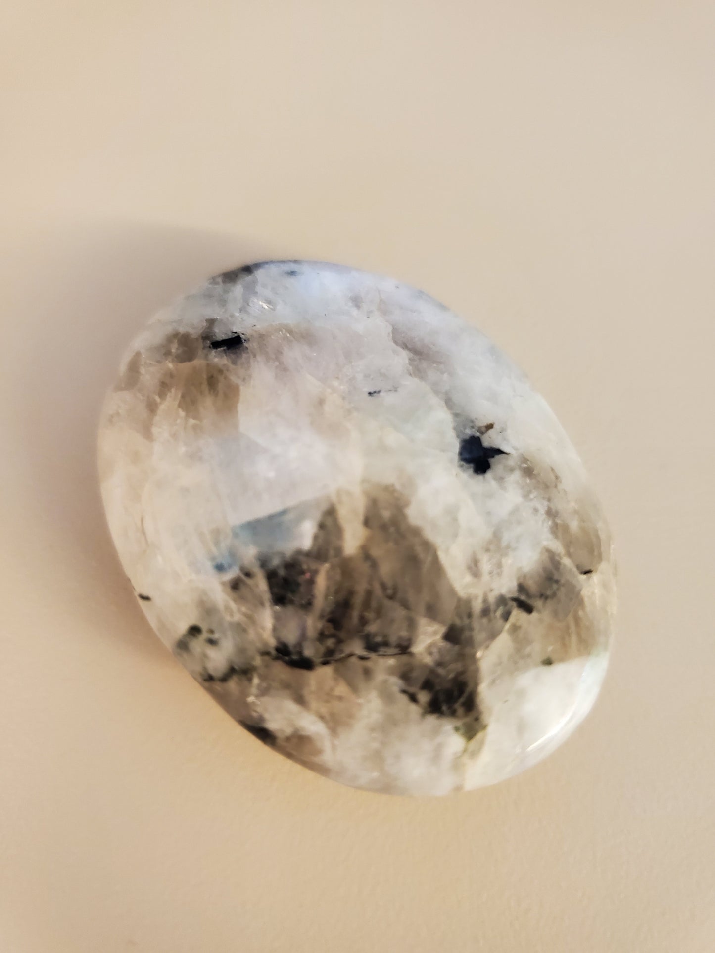 Moonstone Palm Stone